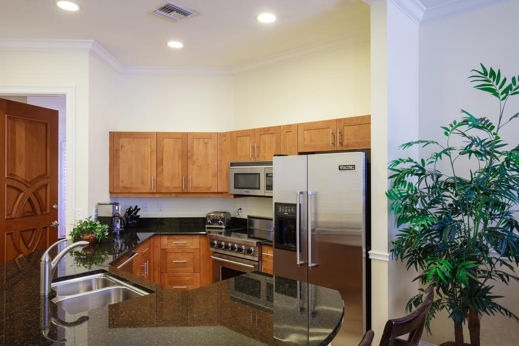 Key West Harbour Oceanfront Suites Habitación foto